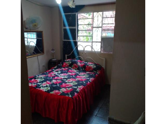 SE VENDEN 2 APARTAMENTOS BIPLANTAS EN PLAYA