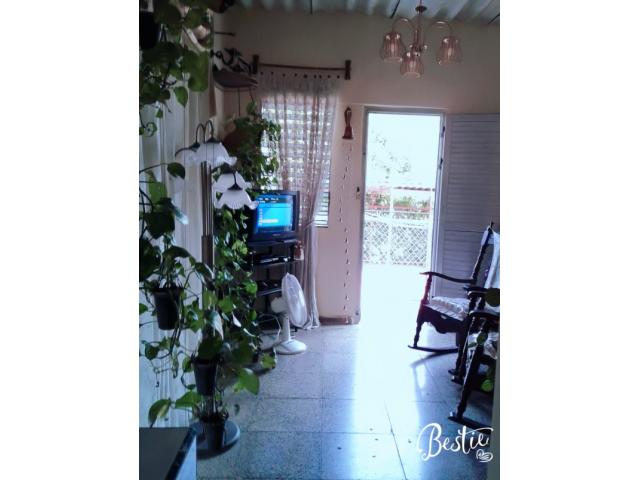 SE VENDEN 2 APARTAMENTOS BIPLANTAS EN PLAYA