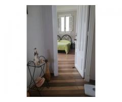 VENDO APTO: 4 CUARTOS/4 BAÑOS EN LA RAMPA, ADECUADO P/HOSTAL, CON COCINA COMEDOR GRANDE (35 m2)