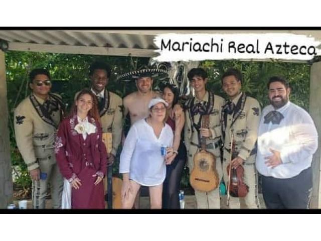 Mariachi Real Azteca de Cuba