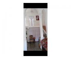 Vendo casa de 5 cuartos y 2 baños (remodelada). (Cerca de Cda. de Luyanó). Lawton.