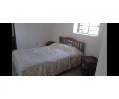 Vendo casa de 5 cuartos y 2 baños (remodelada). (Cerca de Cda. de Luyanó). Lawton.