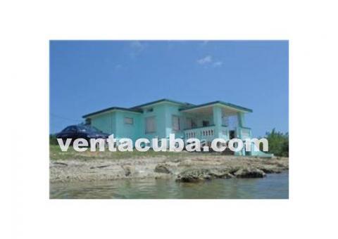 exclusiva residencia frente al mar en cienfuegos..
