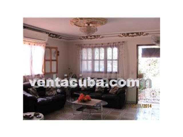 Vendo casa en ciego de avila. Es la casa mas lin..