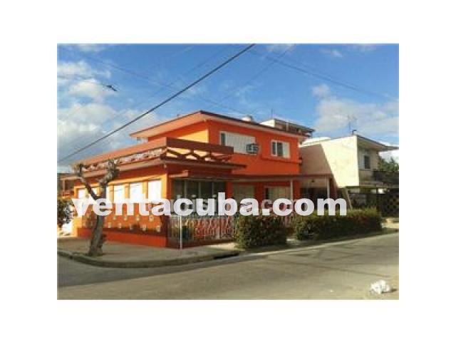 Vendo casa independiente de dos plantas en zona ..