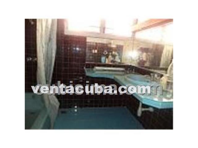 Vendo casa independiente de dos plantas en zona ..