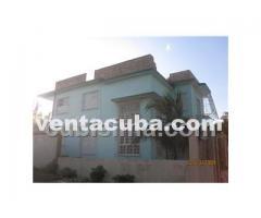 Se vende o se permuta casa de dos niveles compue..