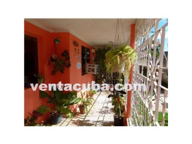 2 casas a vender a holguin, cuba
Precio: 140000
..