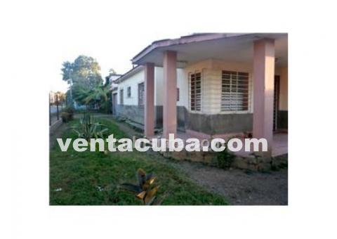 Vivienda de una sola planta (placa libre) constr..