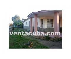 Vivienda de una sola planta (placa libre) constr..