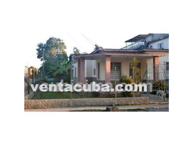 Vivienda de una sola planta (placa libre) constr..