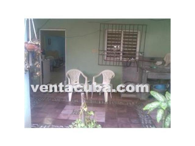 Vendo casa grande en Las Tunas (ver fotos). Casa..