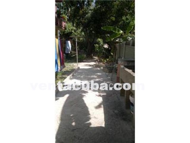 Dirección de la casa: Calle 15, No.7-A e/Calle ..