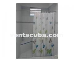 Casa fabricada en el 2011. Tiene 3 cuartos, coci..