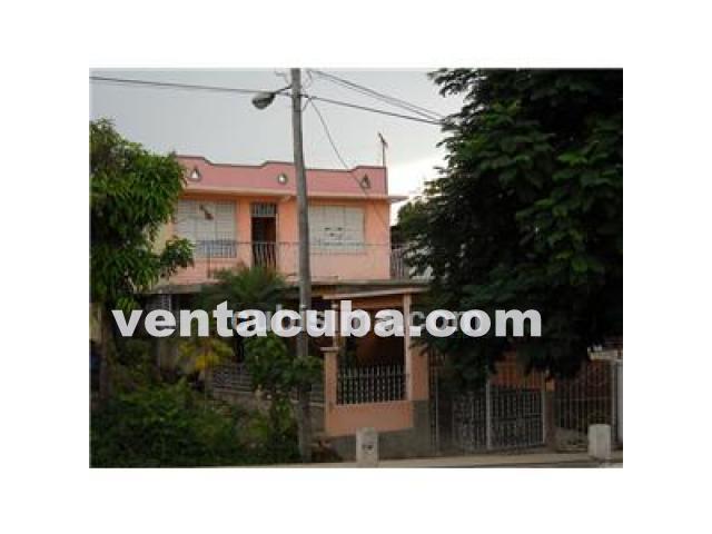 Casa de 4 cuartos 55000 cuc en calle altos de qu..