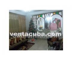 Se vende casa en el centro de la ciudad de Santi..