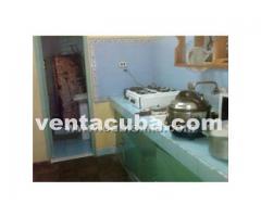 vendo casa en bayamo: dos cuartos, placa libre +..