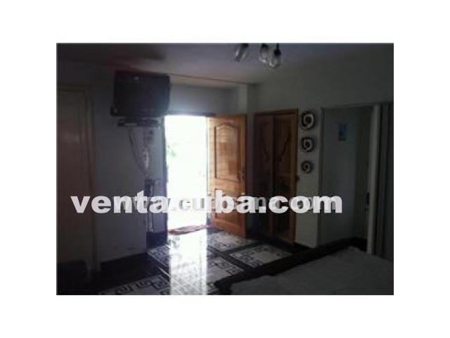 se vende casa de lujo en san jose de las lajas
P..