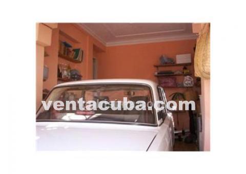 Precio negociable casa-apartamento en bajos, amp..