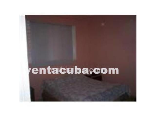 Precio negociable casa-apartamento en bajos, amp..