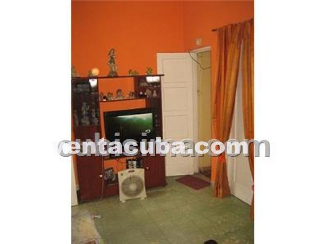 Casa urbana,construida el año 1951 compuesta en..