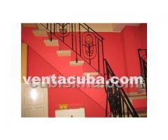 Casa urbana,construida el año 1951 compuesta en..