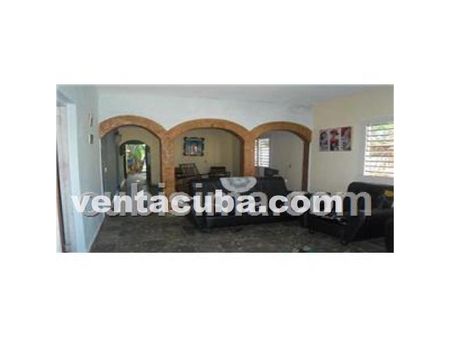 SE VENDE CASA EN EL MUNICIPIO GUANE, CASA DE PLA..