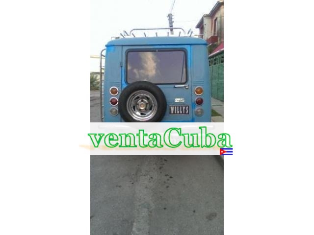 se vende jeep willys de petroleo. motor hundai 0..