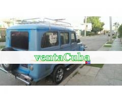 se vende jeep willys de petroleo. motor hundai 0..