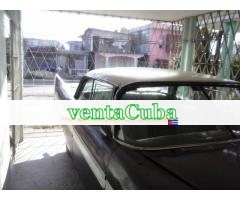 vendo  plymouth del a&ntildeo 1958, con moto..