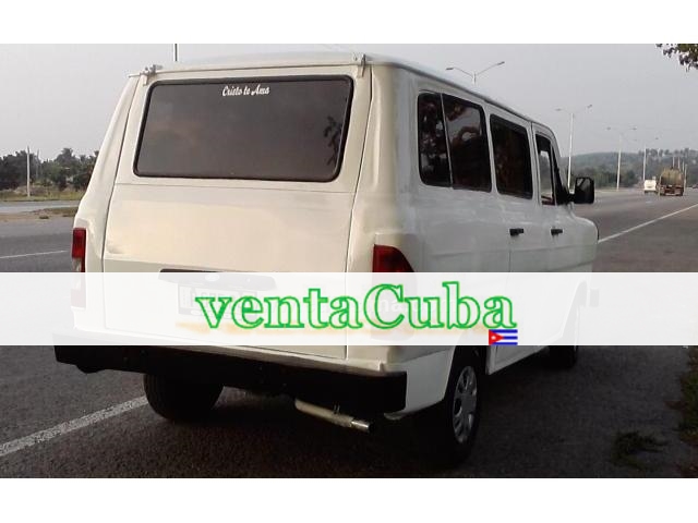 se vende o se cambia microbus ford de 1975. se v..