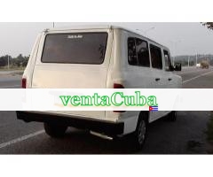 se vende o se cambia microbus ford de 1975. se v..