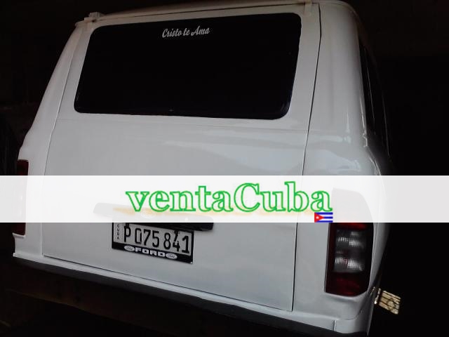 se vende o se cambia microbus ford de 1975. se v..