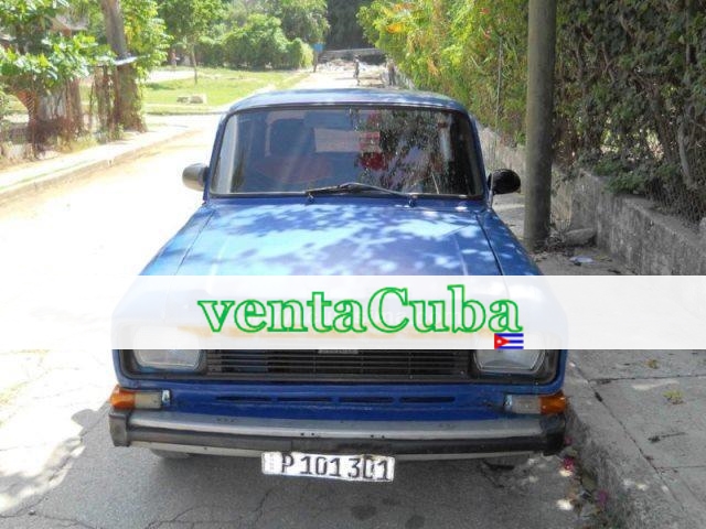 vendo moskovich con motor de petroleo peogeut xu..