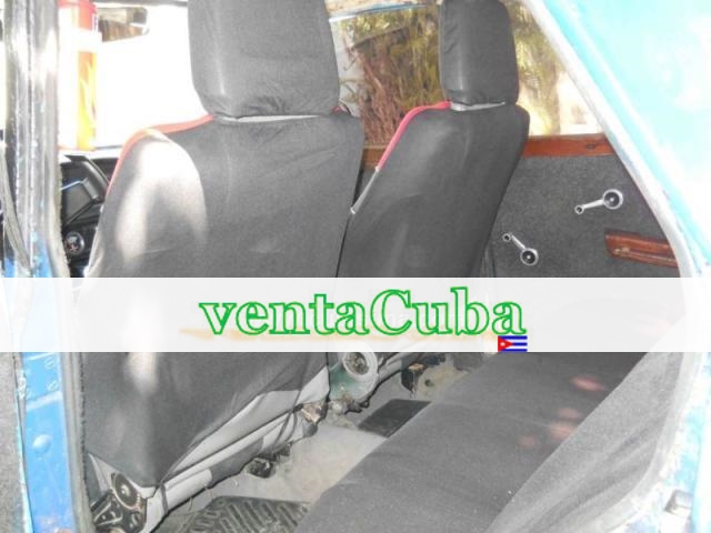 vendo moskovich con motor de petroleo peogeut xu..