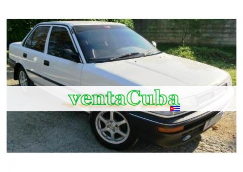 vendo toyota corolla del 90 automatico muy fuert..