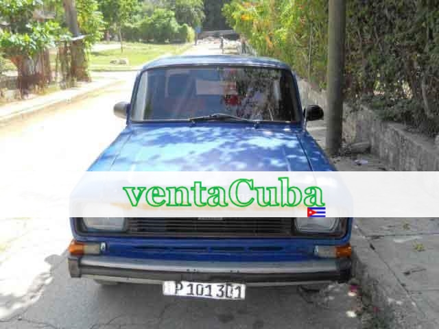 vendo moskovich con motor de petroleo peogeut xu..