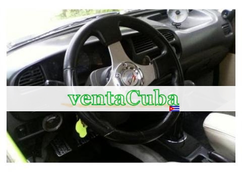 toyota en buenas condicione todo motor caja y di..