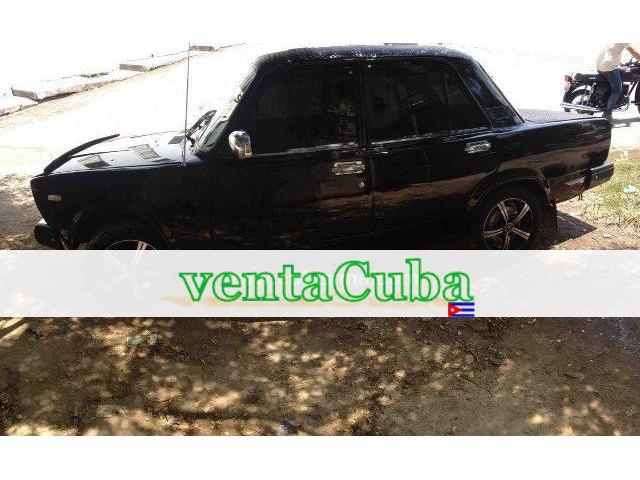 carros t&iacutetulo: vendo lada con cierre c..