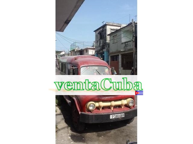 microbus marca ford ano 1952. vendo microbus mar..