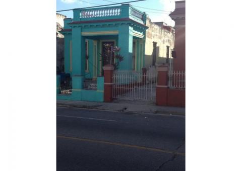 VENDO CASA EN LA HABANA BARRIADA DE STOS. SUAREZ