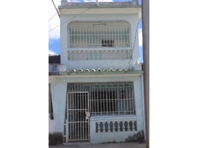 VENTA DE CASA MODERNA Y CENTRICA EN GUINES .MAYABEQUE