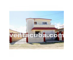 Casa de dos plantas en Sta Marta, Varadero. A so..