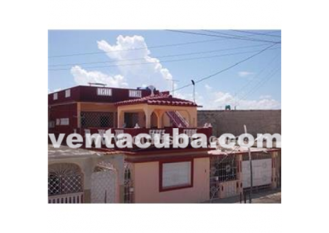 casa de 3 pisos en cardenas 6cuartos 2 ba&nt..