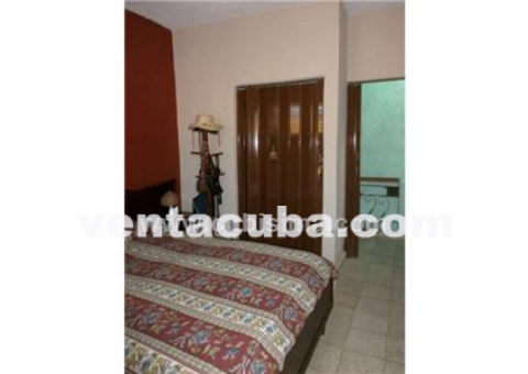 casa de 2 pisos en perfectas condiciones. camagu..