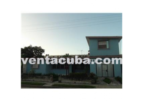 Calle B No. 53 entre Avenida 16 y Madame Curie. ..