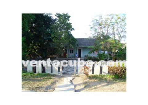 vendo casa grande con terreno amplio en florida ..