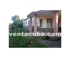 Vivienda de una sola planta (placa libre) constr..