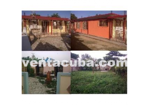 casa de 4 cuartos y 3 baños, muy cerca..