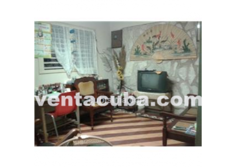 Vendo una casa que cuenta con sala, cocina-comed..